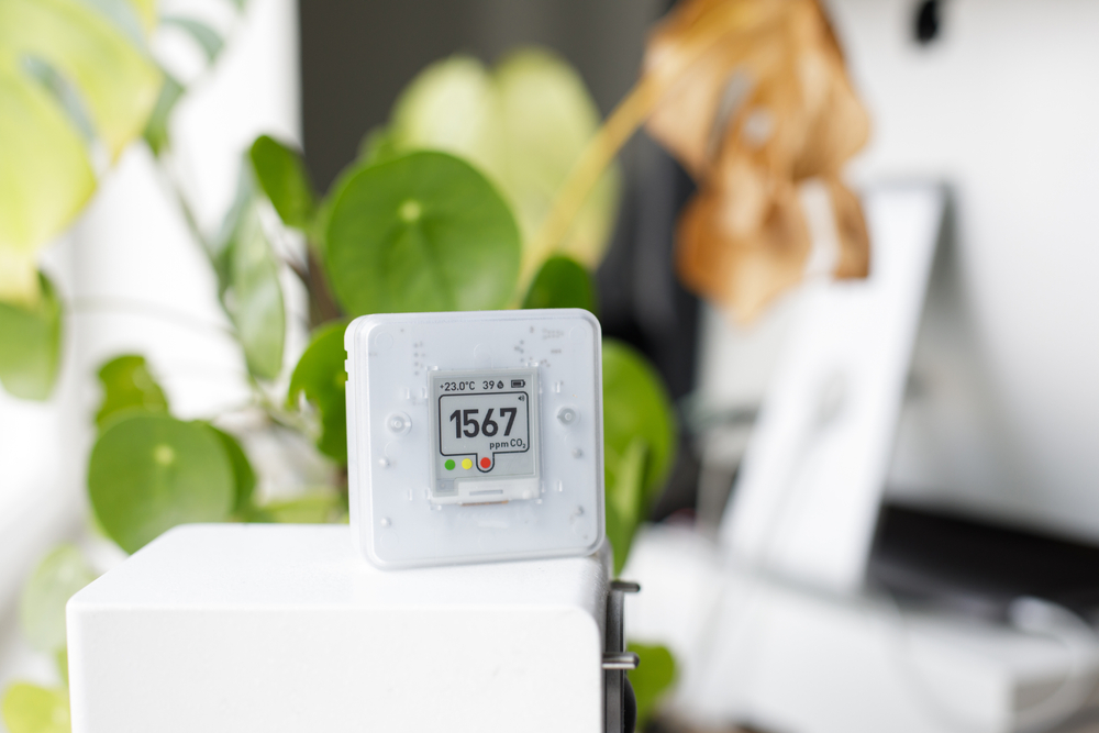 Co?,Sensor,Monitor.,Bad,Indoor,Air,Quality,Sensor.,Healthy,Work